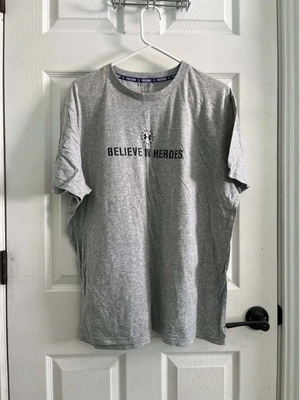Freedom XL men’s t-shirt grey “believe in heroes”